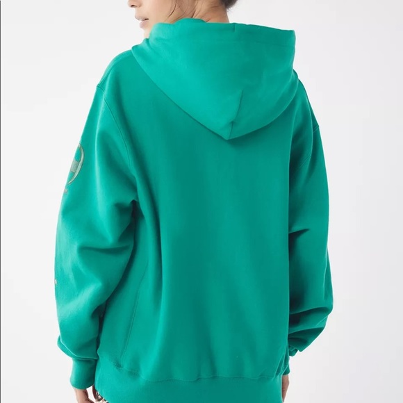 Champion & UO Reverse Weave Hoodie Sweatshirt - Picture 3 of 4
